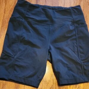 Mondetta Women's Black Bike Shorts